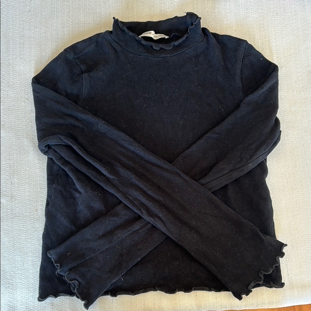 Pull&Bear Black Long Sleeve Ruffled Top 100% cotton